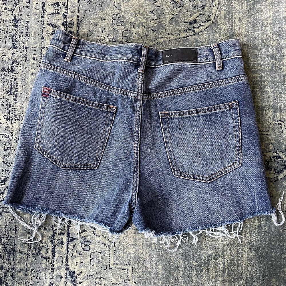 BDG Jean Shorts 27 - Picture 2 of 4